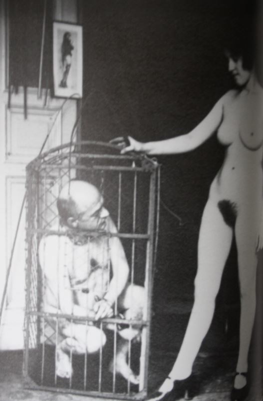 MISTRESS WITH SLAVE PET IN CAGE - Vintage Photo, 1920s