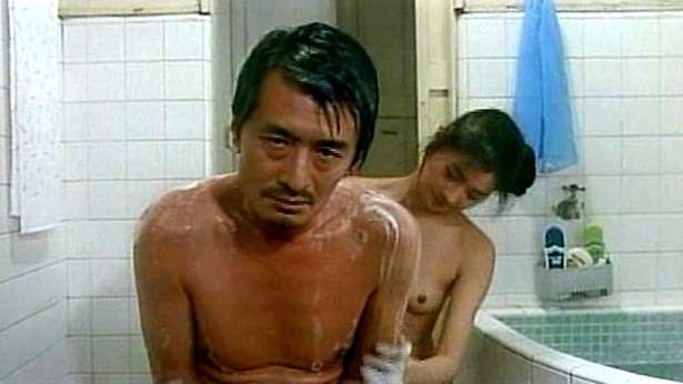 田中美佐子（女優濡れ場）映画「ダイアモンドは傷つかない」デビュー作で全裸乳首出しセックス濡れ場を披露。（※動画あり）